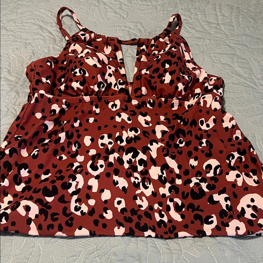 Chic Leopard Print Swim Camisole